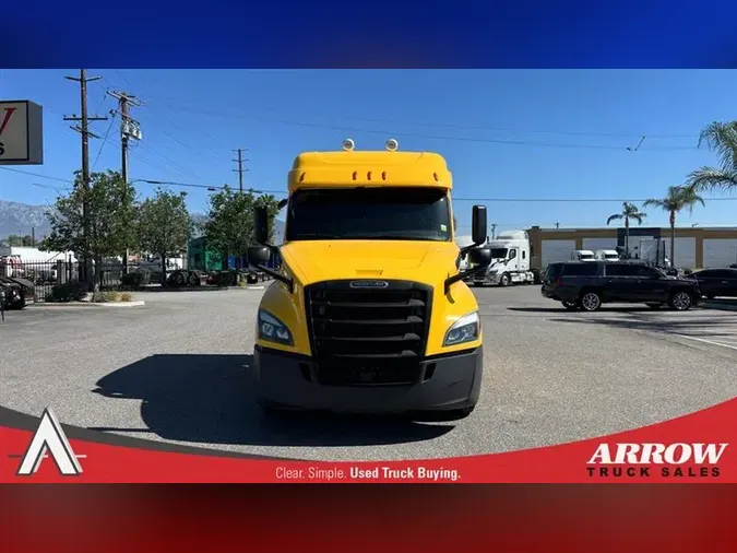 2020 FREIGHTLINER CA126
