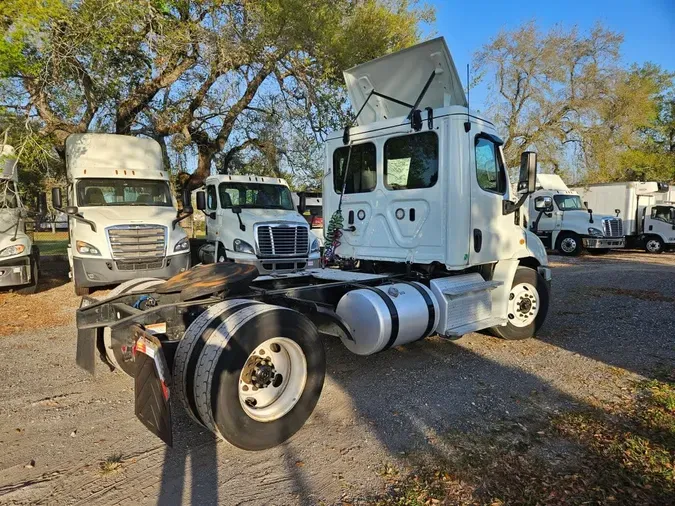 2019 FREIGHTLINER/MERCEDES CASCADIA 113c54fed3bf670732ed612caf01b742bd3