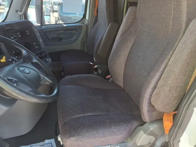 2017 FREIGHTLINER/MERCEDES CASCADIA 125