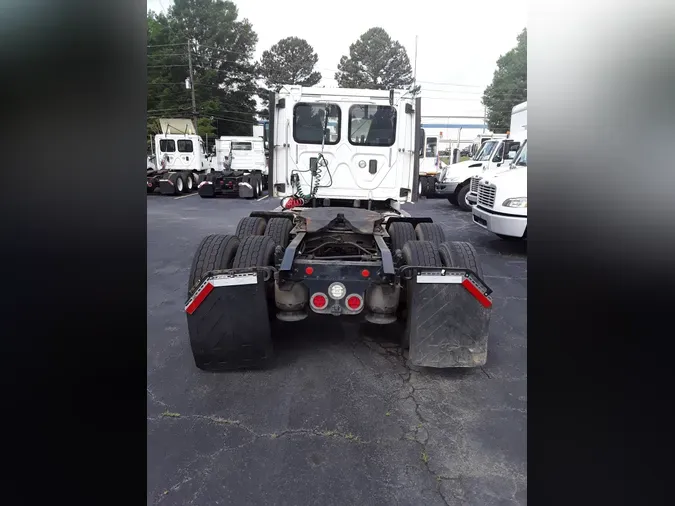 2017 FREIGHTLINER/MERCEDES CASCADIA 125