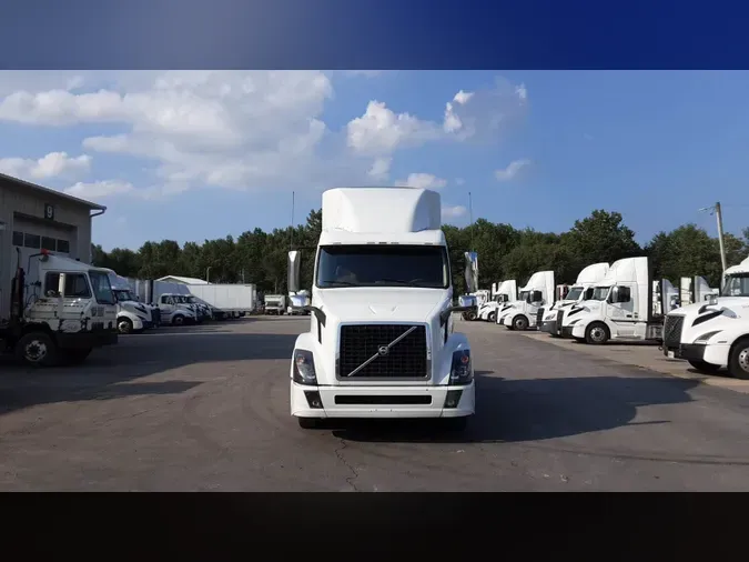2018 Volvo VNL 740