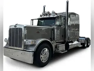 2022 Peterbilt 389