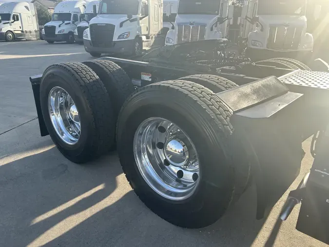 2021 Freightliner Cascadia
