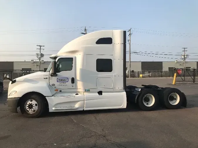 2018 International LT625