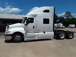 2019 NAVISTAR INTERNATIONAL LT625 SLPR CAB