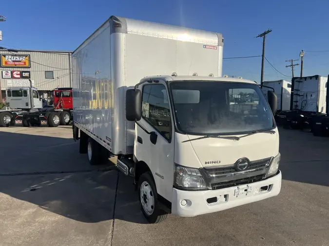 2017 Hino 195