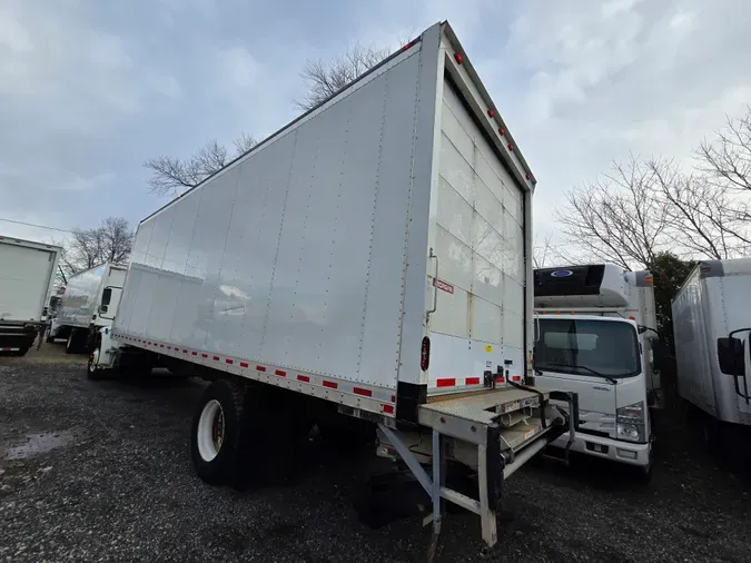 2018 FREIGHTLINER/MERCEDES M2 106