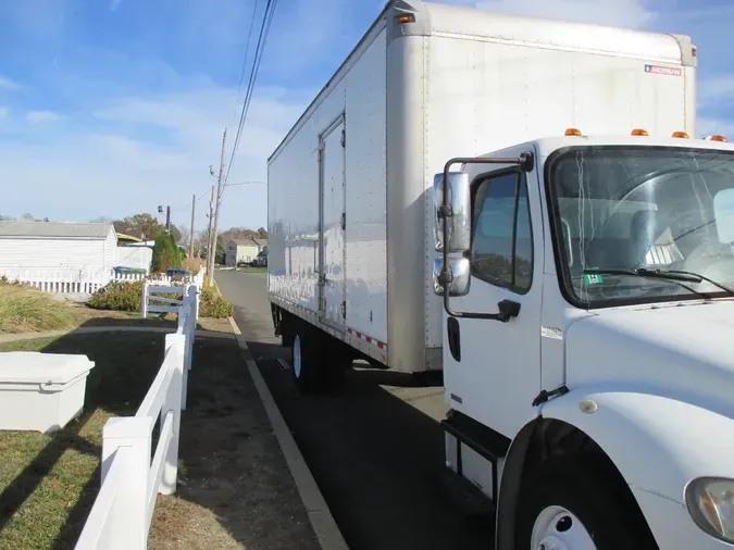 2008 FREIGHTLINER M2