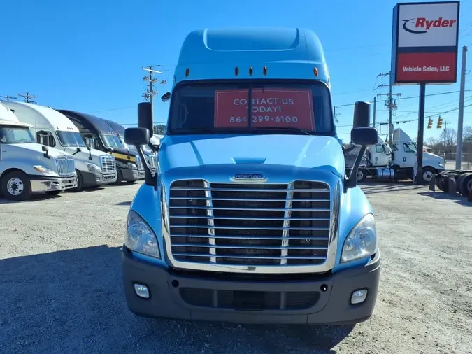 2018 FREIGHTLINER/MERCEDES CASCADIA 125