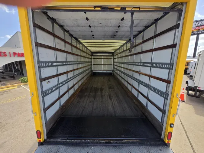 2020 Hino 268A