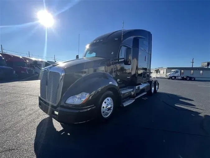 2021 KENWORTH T680