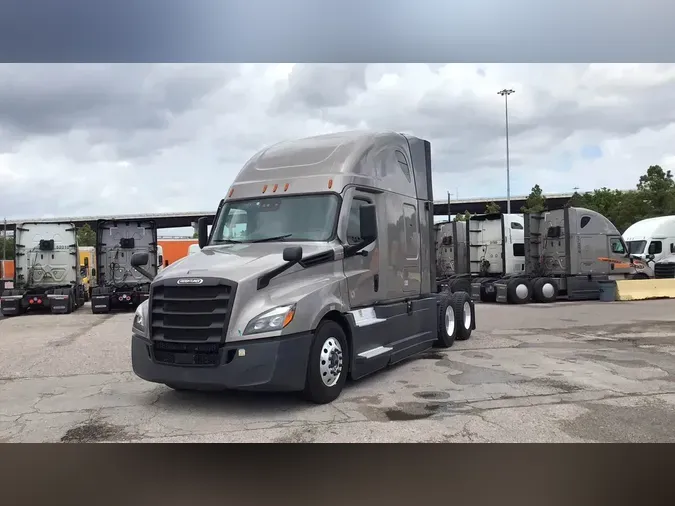 2024 Freightliner Cascadia 126