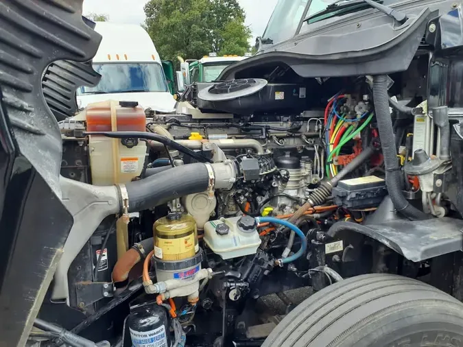 2019 FREIGHTLINER CASCADIA 125