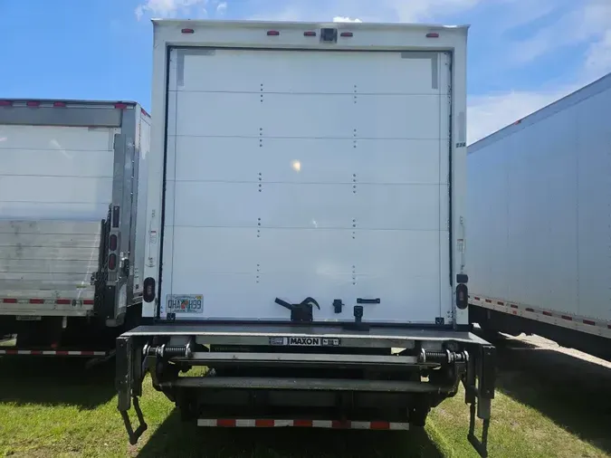 2019 FREIGHTLINER M2 106