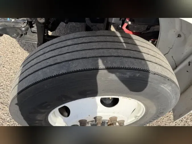 2021 FREIGHTLINER/MERCEDES M2 106