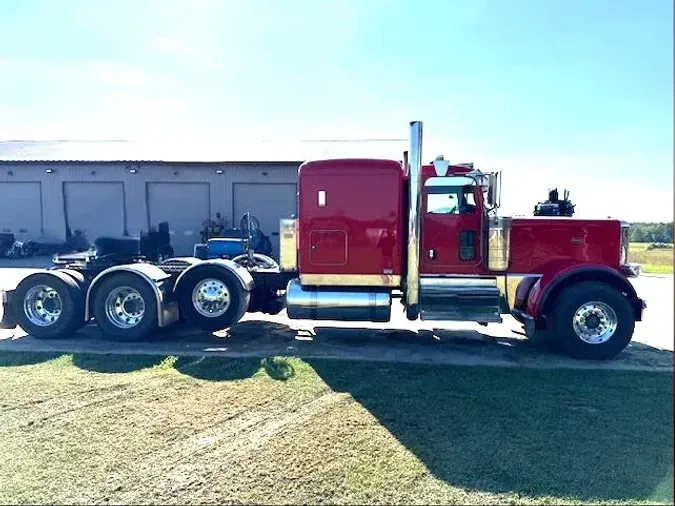 2022 Peterbilt 389c572091ef12cd1896a78269e6e6d47b1