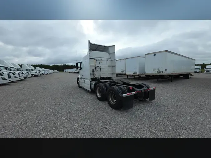 2019 Volvo VNL 740