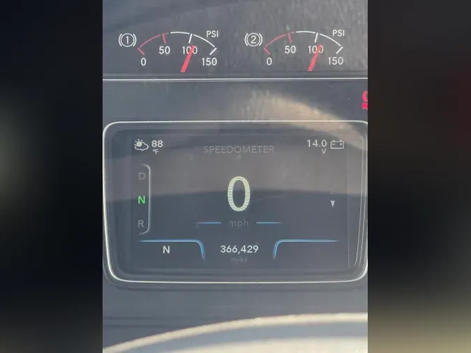 2020 NAVISTAR INTERNATIONAL LT625 DAYCAB T/Ac575eb0e4552a325d71296018e0c3729