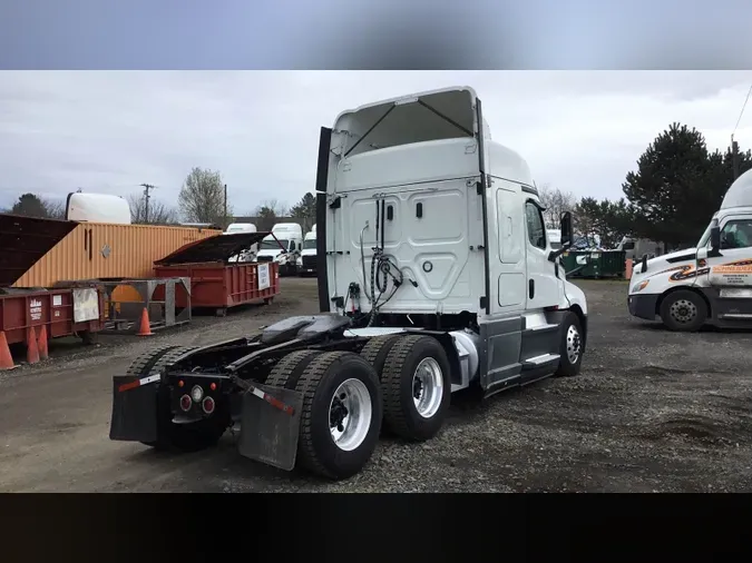 2020 Freightliner Cascadia