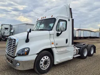 2017 FREIGHTLINER/MERCEDES CASCADIA 125