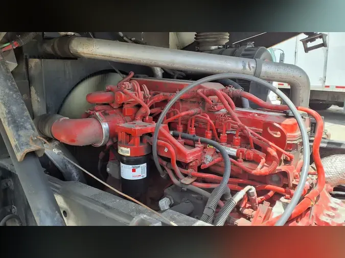 2017 CAPACITY OF TEXAS,INC. SABRE 5 4X2