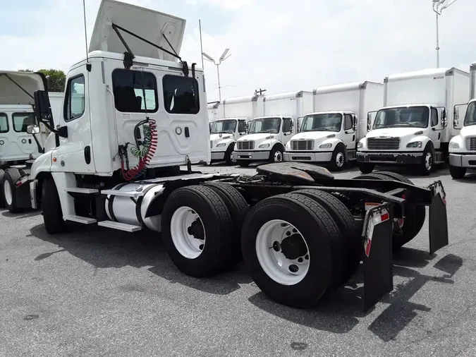 2018 FREIGHTLINER CASCADIA 125