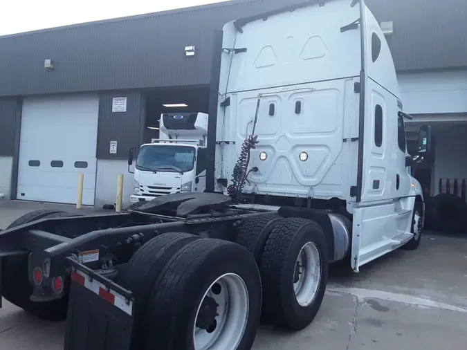 2020 FREIGHTLINER/MERCEDES CASCADIA 125