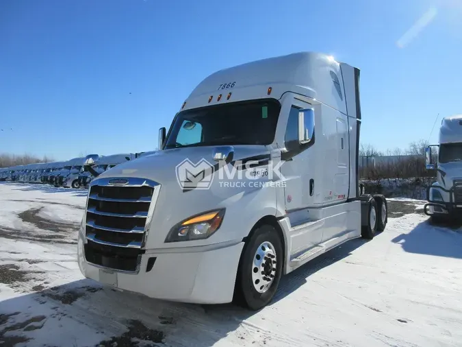 2023 FREIGHTLINER Cascadia 126c58ba7db0015e26ee6ee0973fd72b751