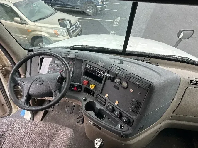 2018 Freightliner X12564ST