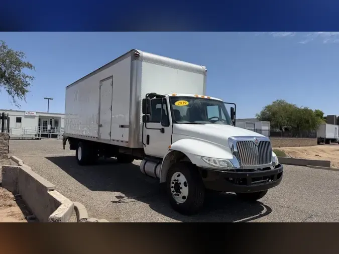 2019 NAVISTAR INTERNATIONAL 4300