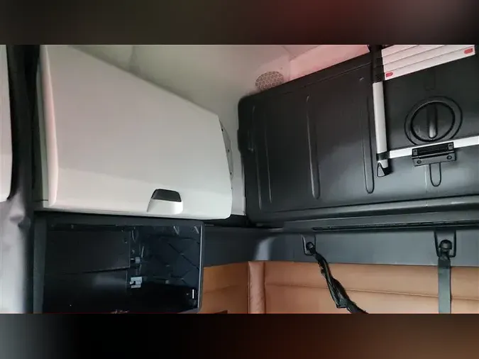 2019 FREIGHTLINER CASCADIA