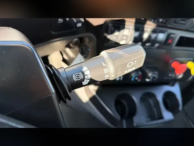 2020 INTERNATIONAL RH613