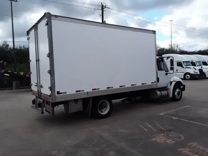 2019 NAVISTAR INTERNATIONAL 4300 LP