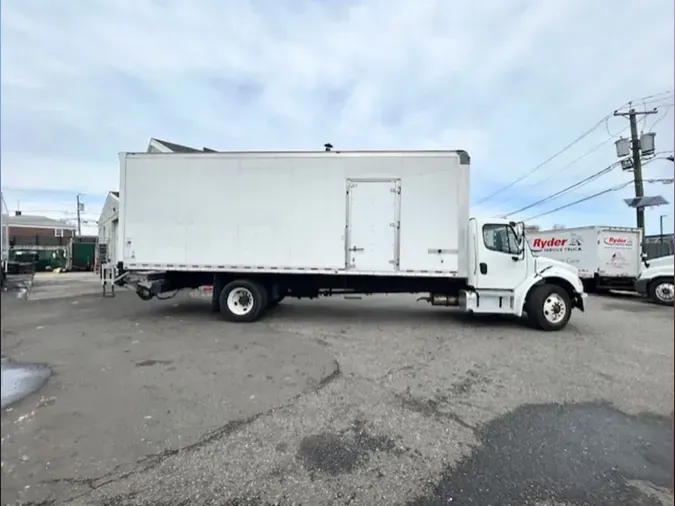 2018 FREIGHTLINER/MERCEDES M2 106