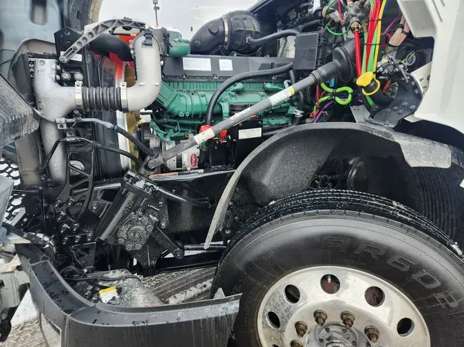 2020 VOLVO VNL64T760c59cafa7b6792f6e523973ff499b3182