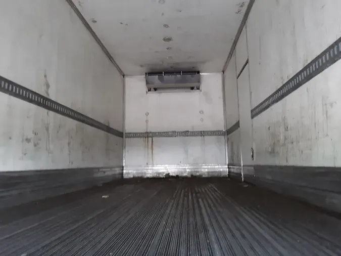 2018 HINO HINO 268