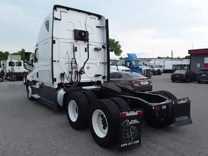 2019 FREIGHTLINER CASCADIA
