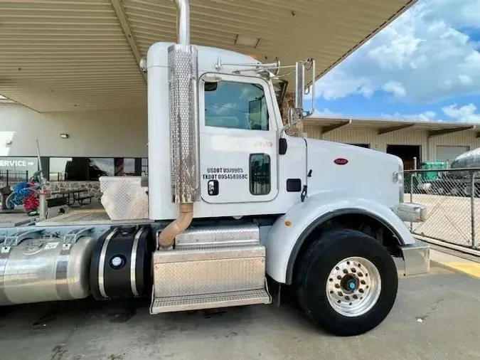 2012 Peterbilt 365