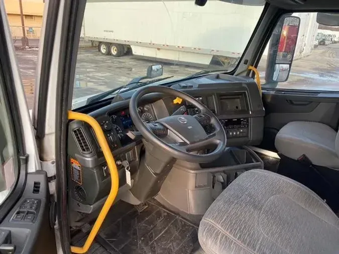 2023 Volvo VNR64T400c5a981e5ce2fbf83191e9df597f55ffa