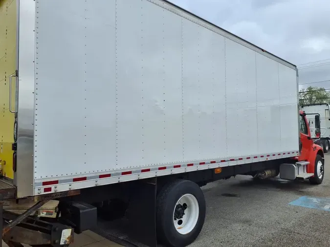 2018 FREIGHTLINER M2 106