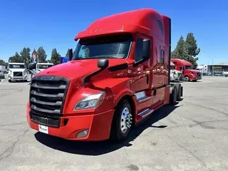 2021 FREIGHTLINER CASCADIA 126