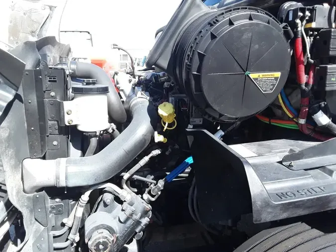 2019 NAVISTAR INTERNATIONAL RH613 DAYCAB S/A