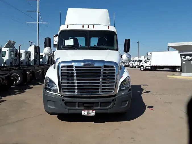 2019 FREIGHTLINER CASCADIA 125