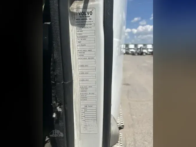 2012 VOLVO VNL64T300