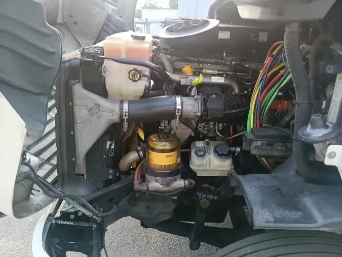2017 FREIGHTLINER CASCADIA 113