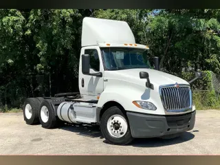 2019 INT LT625 6x4