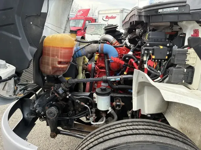 2019 NAVISTAR INTERNATIONAL 4300