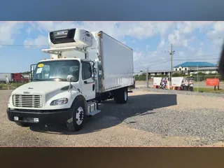 2019 FREIGHTLINER/MERCEDES M2 106