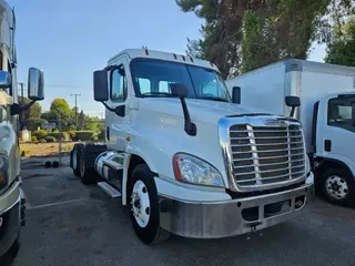 2018 FREIGHTLINER/MERCEDES CASCADIA 125