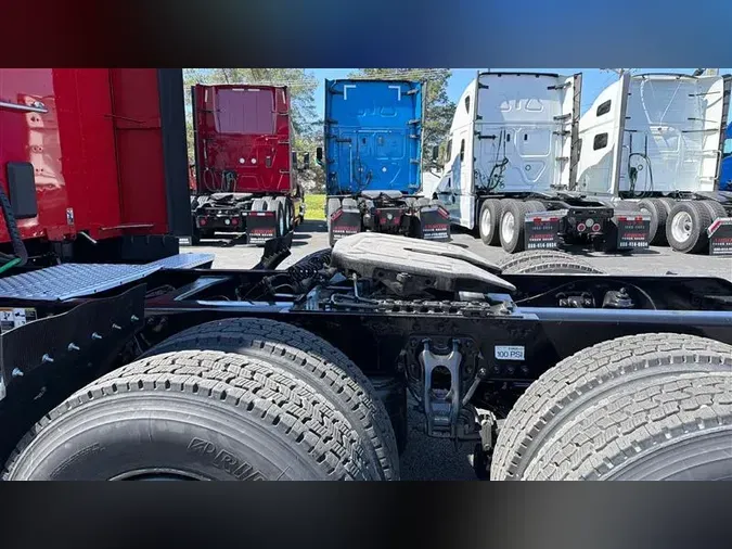 2022 KENWORTH T680